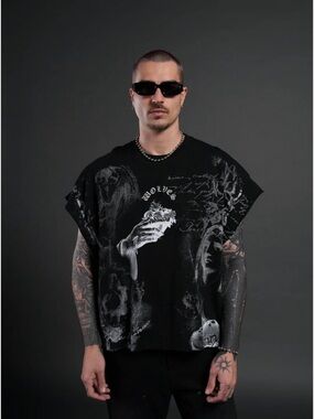 HEART OF THORNS DISTRESSED GRUNGE CUT-OFF